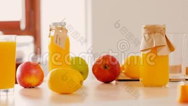 水果玻璃瓶素食营养生活方式.